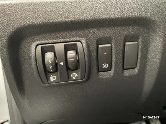 RENAULT CAPTUR - voiture d'occasion - Photo 15