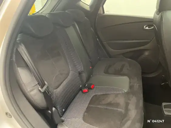 RENAULT CAPTUR - voiture d'occasion - Photo 11