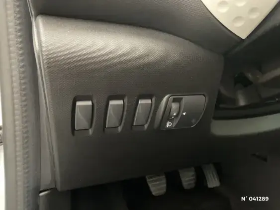 RENAULT TWINGO III - voiture d'occasion - Photo 14