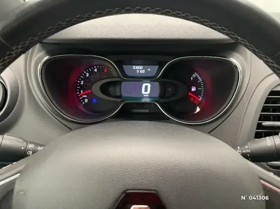 RENAULT CAPTUR - voiture d'occasion - Photo 12