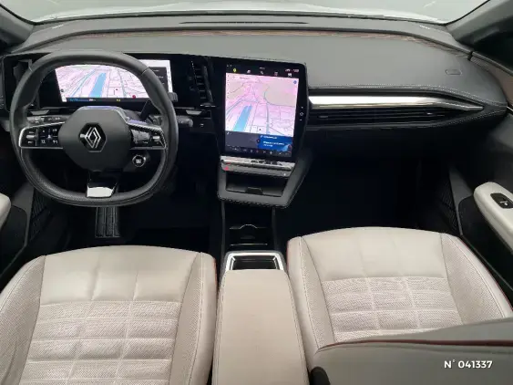 RENAULT MEGANE V - voiture d'occasion - Photo 9