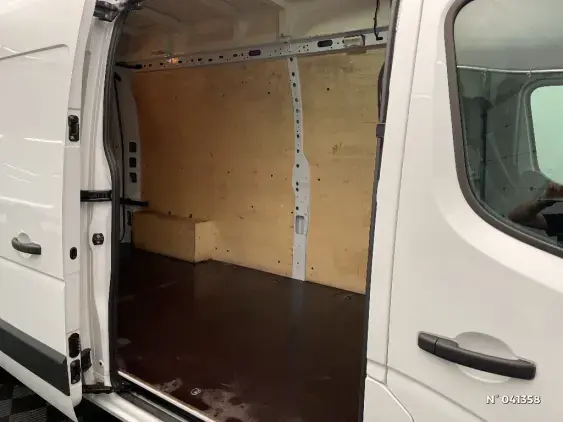 RENAULT MASTER FG III - voiture d'occasion - Photo 11