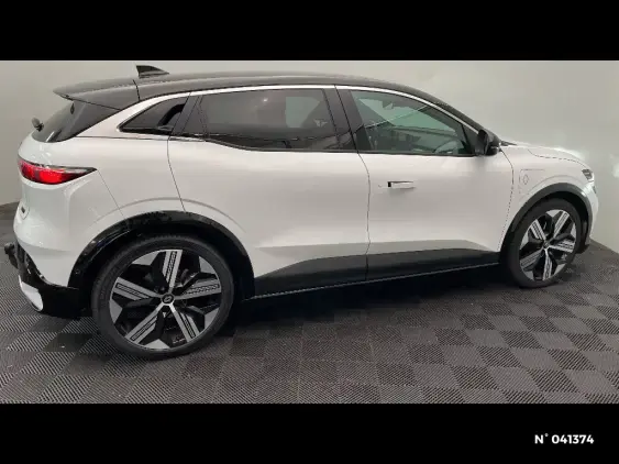 RENAULT MEGANE V - voiture d'occasion - Photo 5