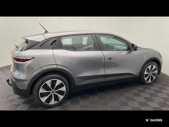 RENAULT MEGANE V - voiture d'occasion - Photo 5