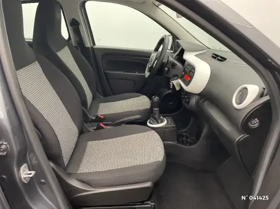 RENAULT TWINGO III - voiture d'occasion - Photo 10