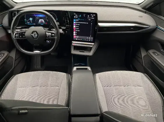 RENAULT MEGANE V - voiture d'occasion - Photo 9
