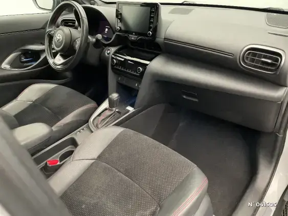 TOYOTA YARIS CROSS I - voiture d'occasion - Photo 10