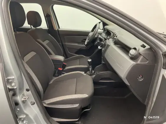 DACIA DUSTER II - voiture d'occasion - Photo 10