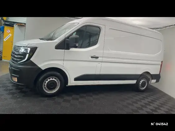NISSAN INTERSTAR III - voiture d'occasion - Photo 2