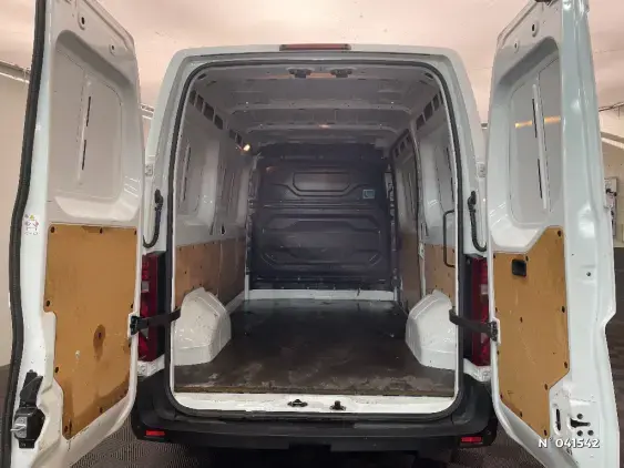 NISSAN INTERSTAR III - voiture d'occasion - Photo 7