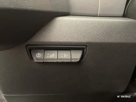 NISSAN INTERSTAR III - voiture d'occasion - Photo 15