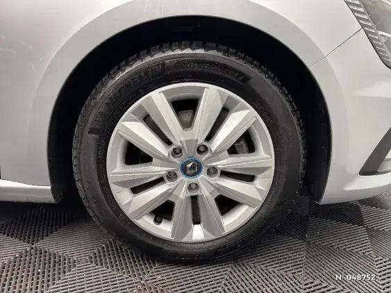 RENAULT MEGANE ESTATE IV - voiture d'occasion - Photo 8