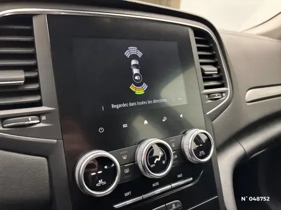 RENAULT MEGANE ESTATE IV - voiture d'occasion - Photo 14