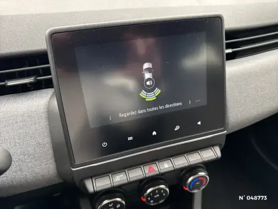 RENAULT CLIO V - voiture d'occasion - Photo 14