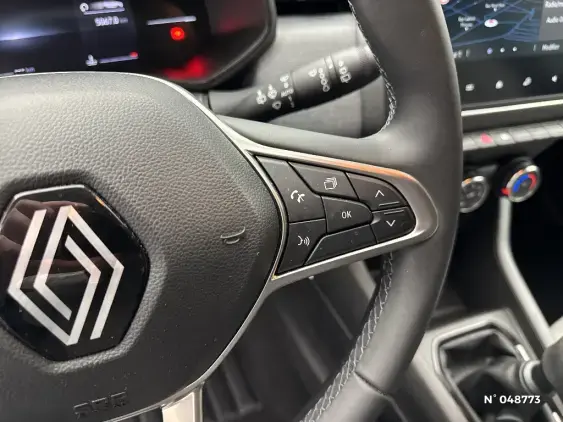 RENAULT CLIO V - voiture d'occasion - Photo 28