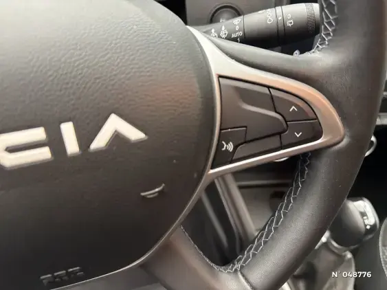 DACIA DUSTER II - voiture d'occasion - Photo 28