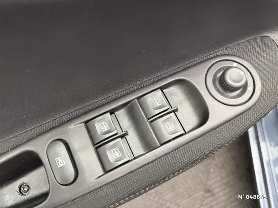 RENAULT ZOE - voiture d'occasion - Photo 26