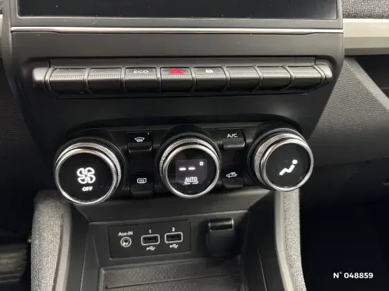 RENAULT ZOE - voiture d'occasion - Photo 24