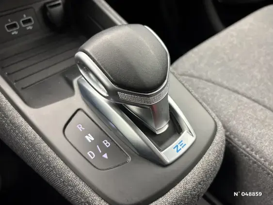 RENAULT ZOE - voiture d'occasion - Photo 29