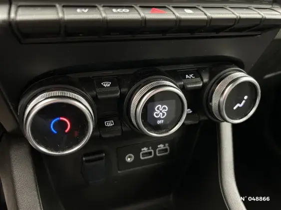 RENAULT CLIO V - voiture d'occasion - Photo 25