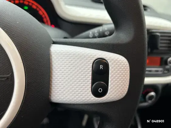RENAULT TWINGO III - voiture d'occasion - Photo 24
