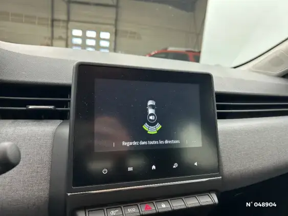 RENAULT CLIO V - voiture d'occasion - Photo 14