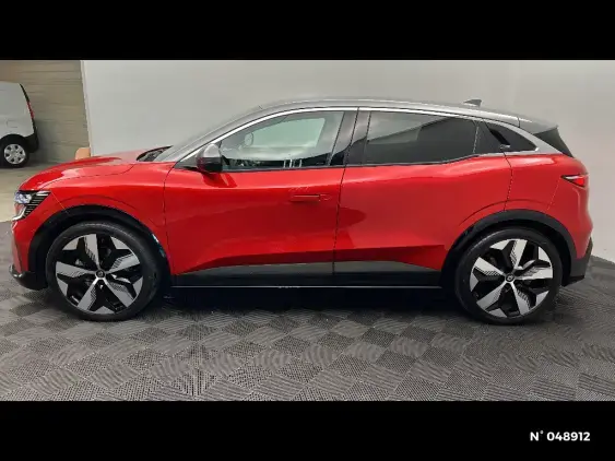 RENAULT MEGANE V - voiture d'occasion - Photo 2