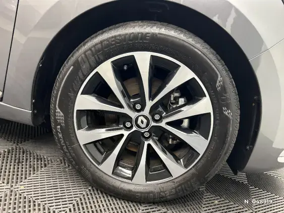 RENAULT CLIO V - voiture d'occasion - Photo 8