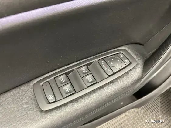 RENAULT MEGANE IV - voiture d'occasion - Photo 23