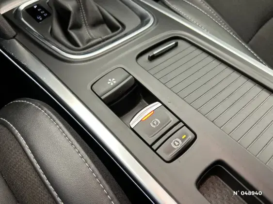 RENAULT MEGANE IV - voiture d'occasion - Photo 26