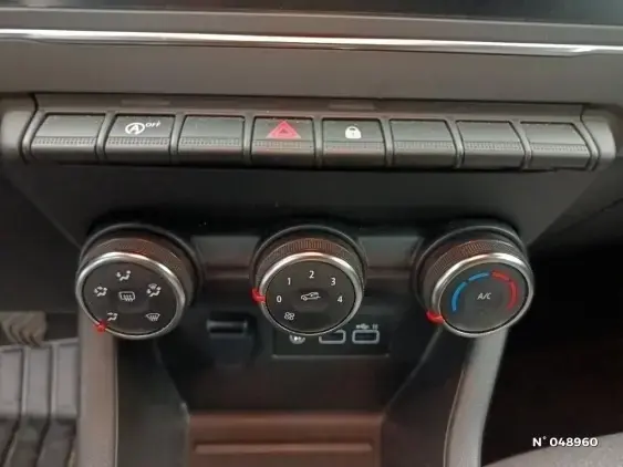 RENAULT CLIO V - voiture d'occasion - Photo 29