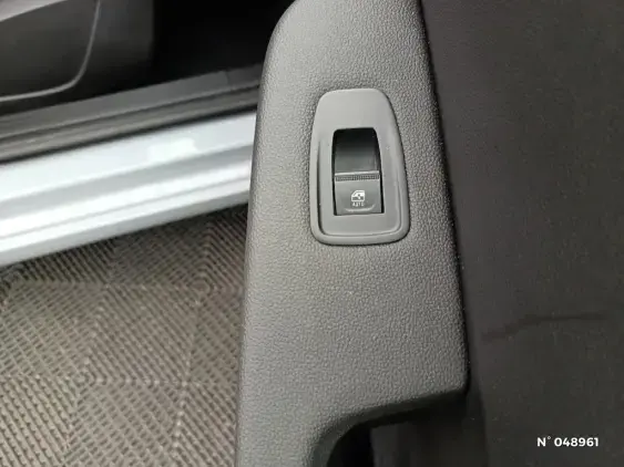 RENAULT CLIO V - voiture d'occasion - Photo 26