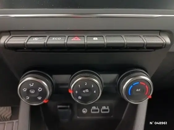 RENAULT CLIO V - voiture d'occasion - Photo 27