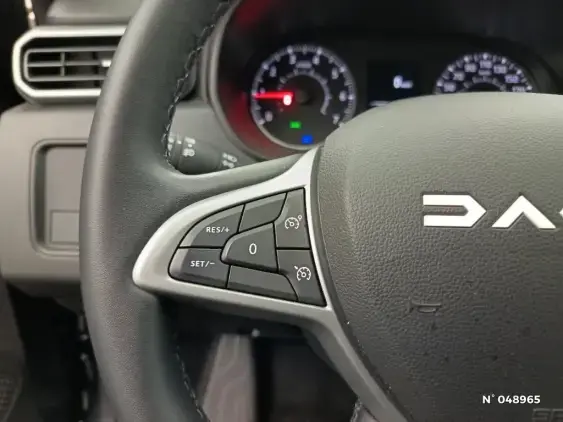 DACIA DUSTER II - voiture d'occasion - Photo 30