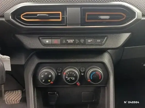 DACIA SANDERO III - voiture d'occasion - Photo 27