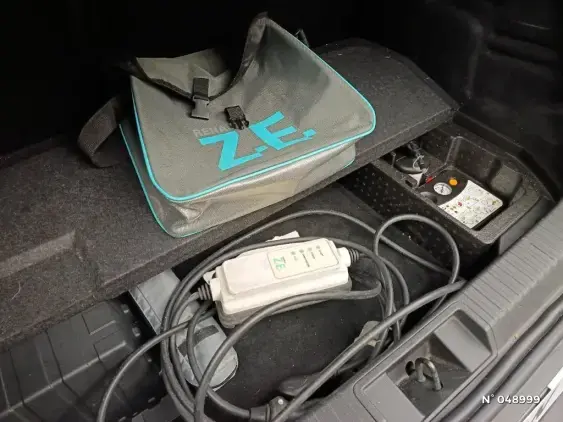 RENAULT CAPTUR II - voiture d'occasion - Photo 25