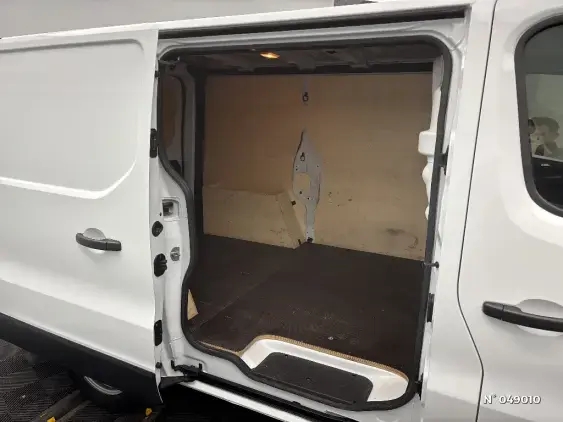 RENAULT TRAFIC FG III - voiture d'occasion - Photo 30