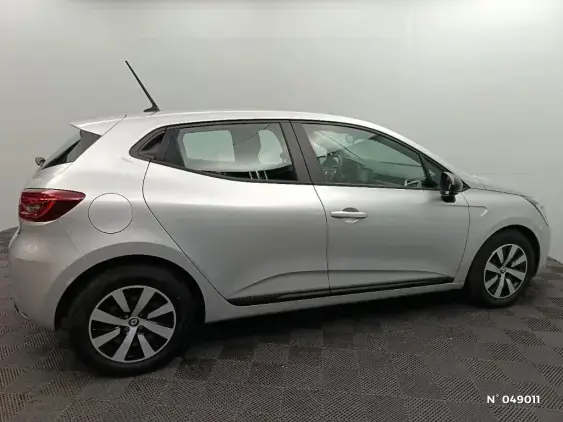 RENAULT CLIO V - voiture d'occasion - Photo 5