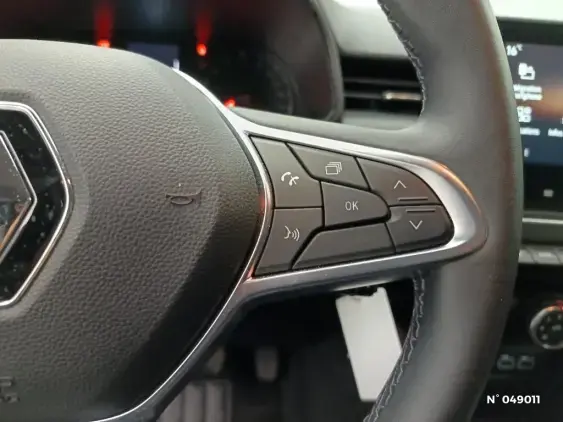 RENAULT CLIO V - voiture d'occasion - Photo 30