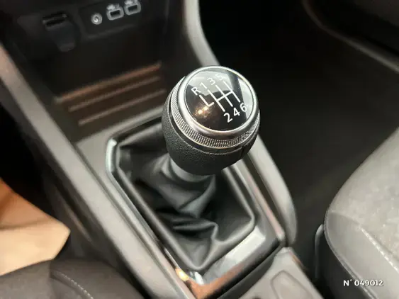 RENAULT CLIO V - voiture d'occasion - Photo 25