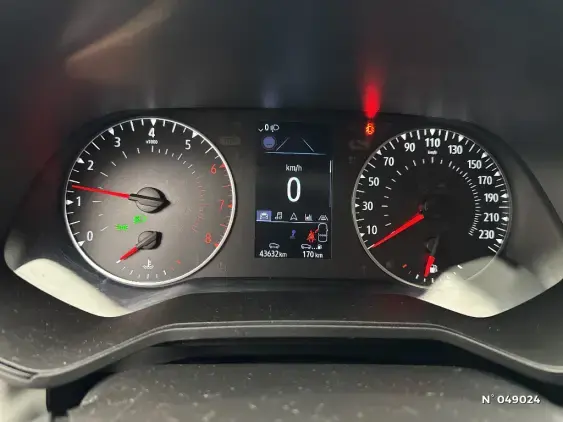 RENAULT CLIO V - voiture d'occasion - Photo 12