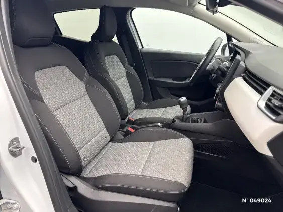 RENAULT CLIO V - voiture d'occasion - Photo 10