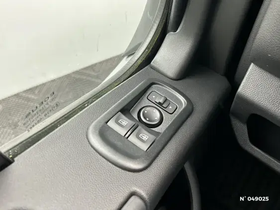 RENAULT MASTER FG III - voiture d'occasion - Photo 29