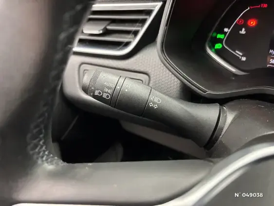 RENAULT CLIO V - voiture d'occasion - Photo 26