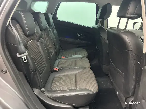 RENAULT SCENIC IV - voiture d'occasion - Photo 11