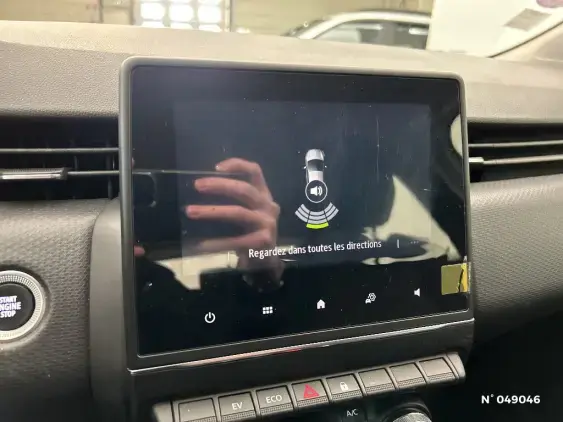 RENAULT CLIO V - voiture d'occasion - Photo 14