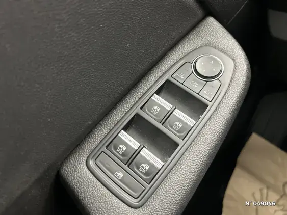 RENAULT CLIO V - voiture d'occasion - Photo 29