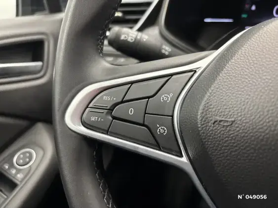 RENAULT CLIO V - voiture d'occasion - Photo 25