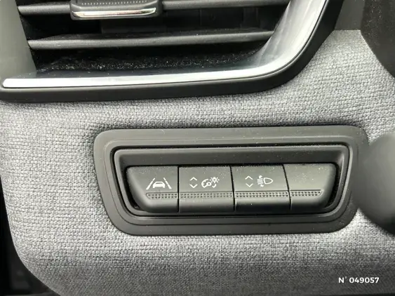 RENAULT CLIO V - voiture d'occasion - Photo 15