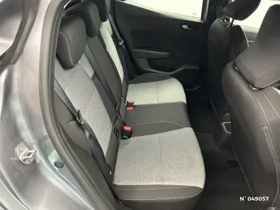 RENAULT CLIO V - voiture d'occasion - Photo 11